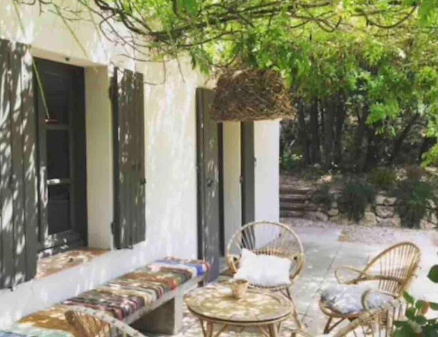 Bastidon Farfallina Puyvert Εξωτερικό φωτογραφία